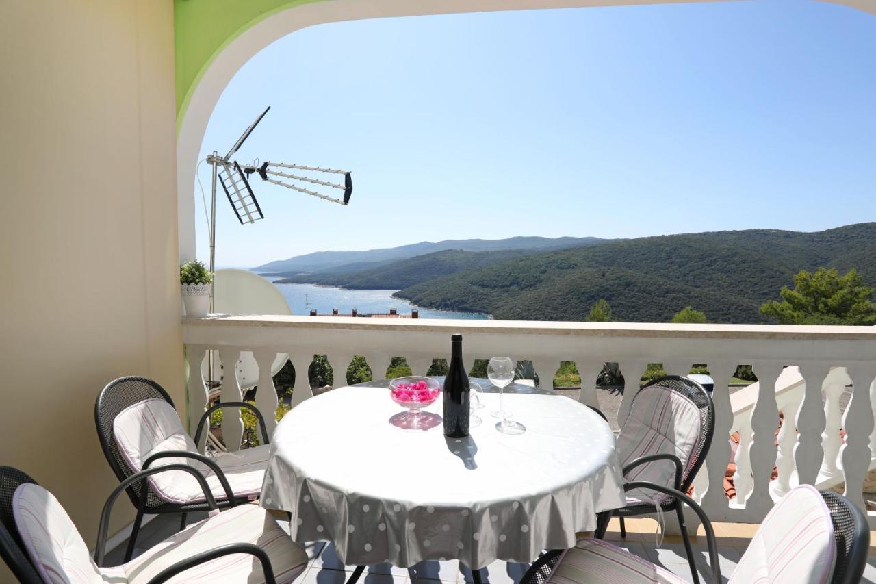 Greenhouse Family Apartments Rabac Exterior foto